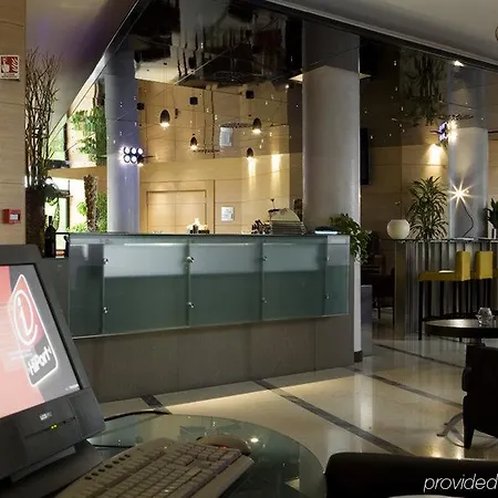 Nh Bologna Villanova Hotel 4*