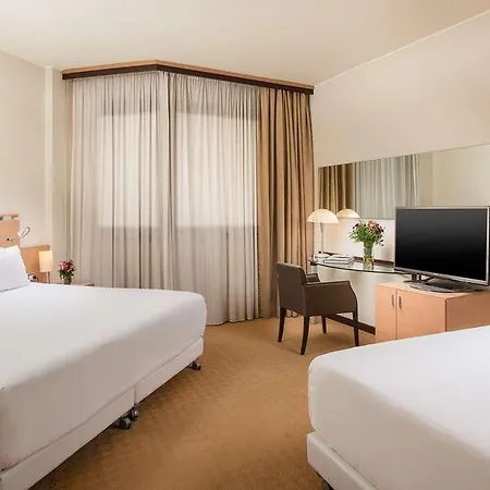 Nh 볼로냐 빌라노바 호텔 4*