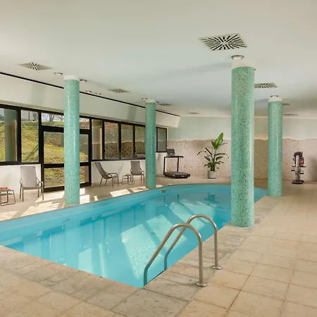 Nh Bologna Villanova Hotel 4*
