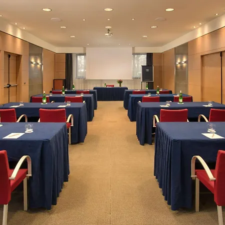 Hotel Nh Bologna Villanova 4*