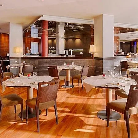 博洛尼亚维拉诺瓦nh酒店 4* Villanova Di Castenaso