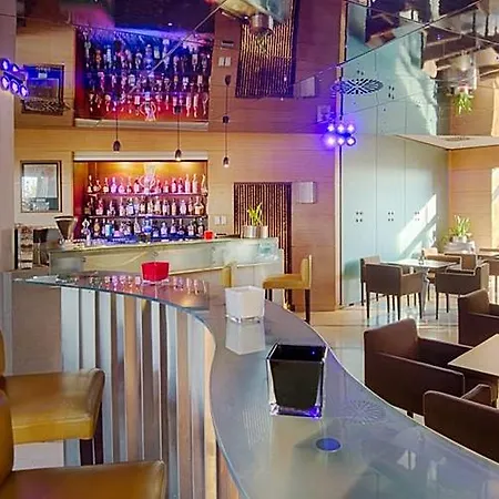 博洛尼亚维拉诺瓦nh酒店 4* Villanova Di Castenaso